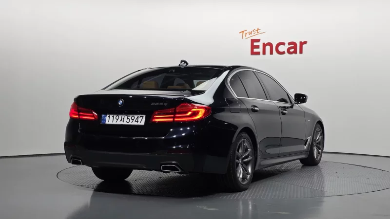 BMW 5-Series