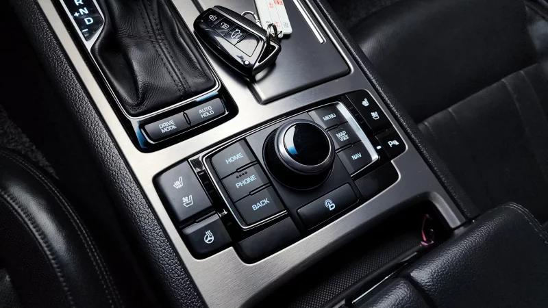 Hyundai Genesis