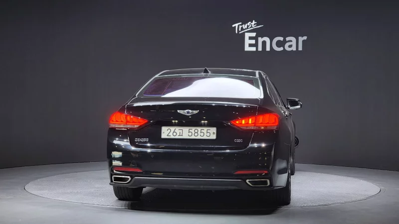 Hyundai Genesis
