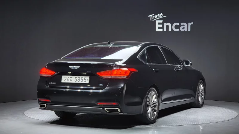 Hyundai Genesis