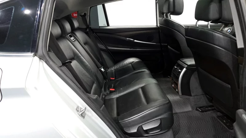 BMW 5-Series Gran Turismo