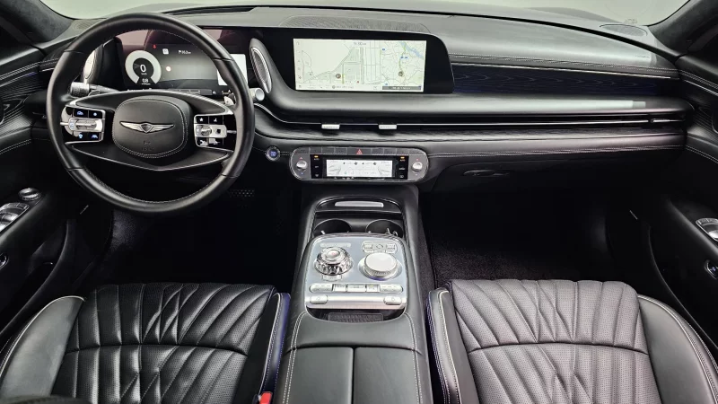 Genesis G90