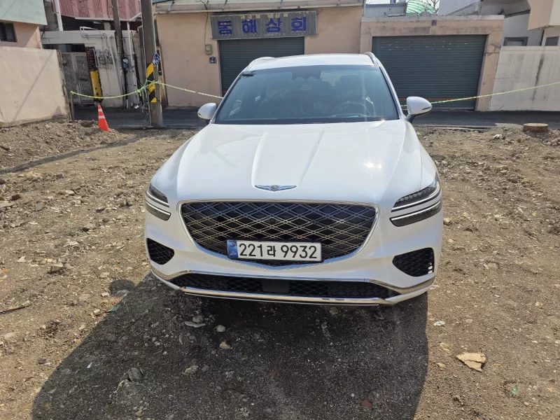 Genesis GV70