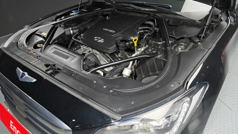 Hyundai Genesis