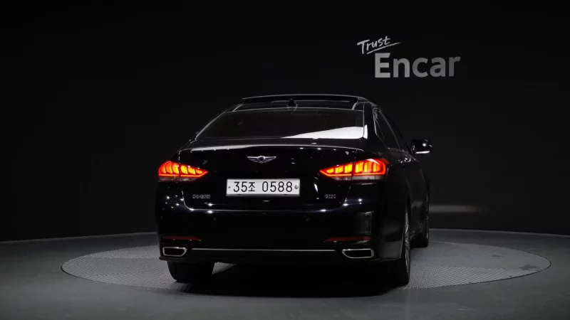 Hyundai Genesis
