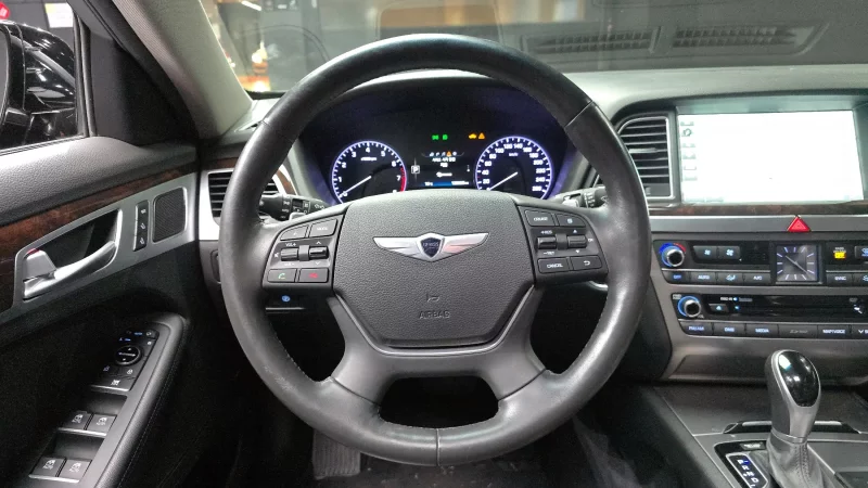 Hyundai Genesis