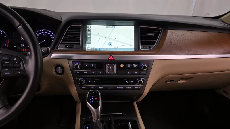 Hyundai Genesis