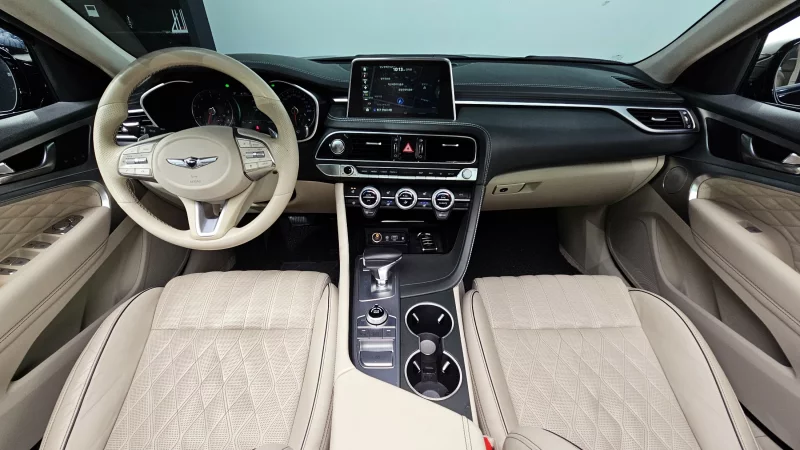 Genesis G70