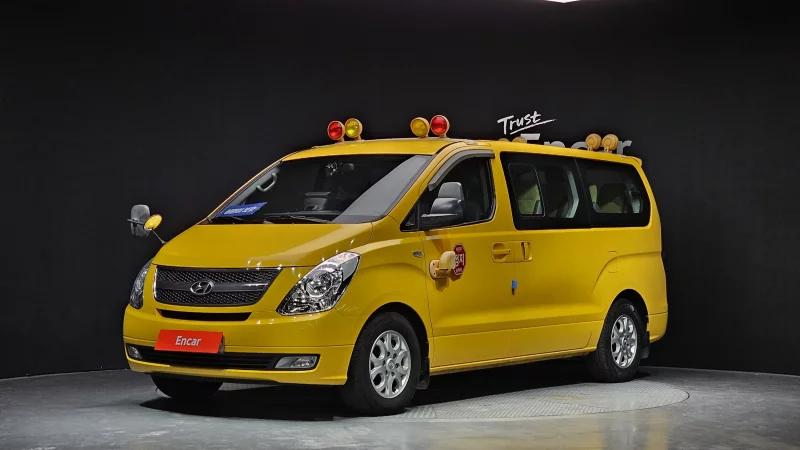 Hyundai Starex