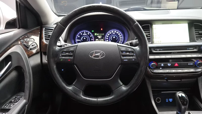 Hyundai Aslan