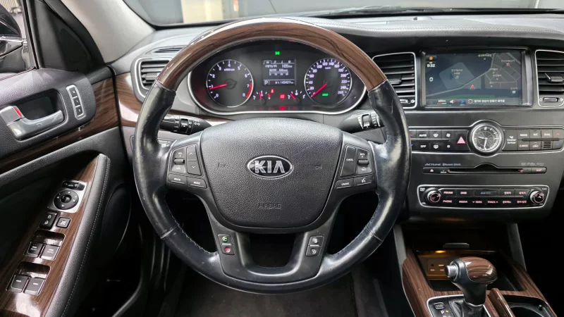 Kia K7