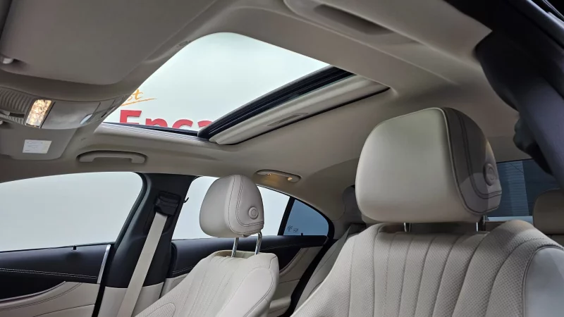 Mercedes-Benz CLS-Class