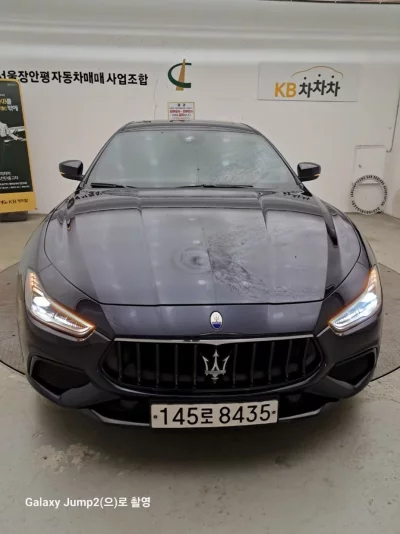 Maserati GHIBLI