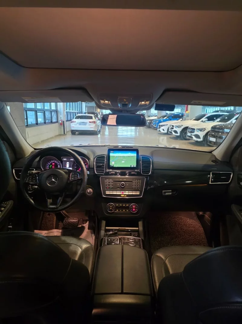 Mercedes-Benz GLS-Class