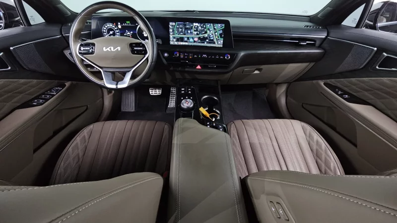 Kia K8