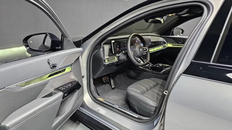 BMW 7-Series