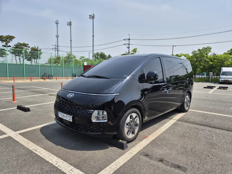 Hyundai Staria