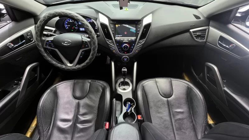 Hyundai Veloster