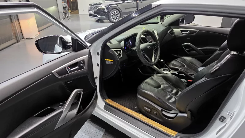 Hyundai Veloster