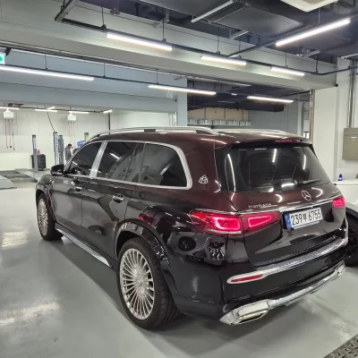 Mercedes-Benz GLS-Class