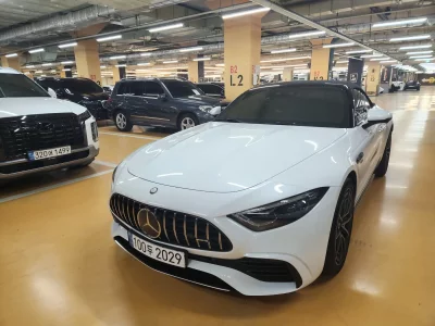 Mercedes-Benz SL-Class