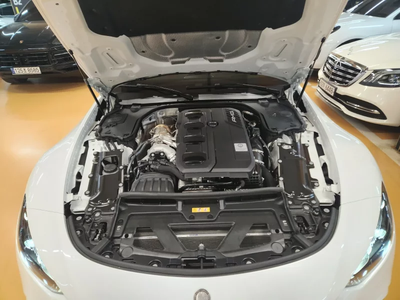 Mercedes-Benz SL-Class