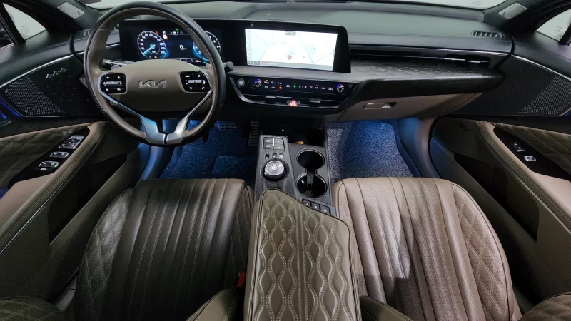 Kia K8