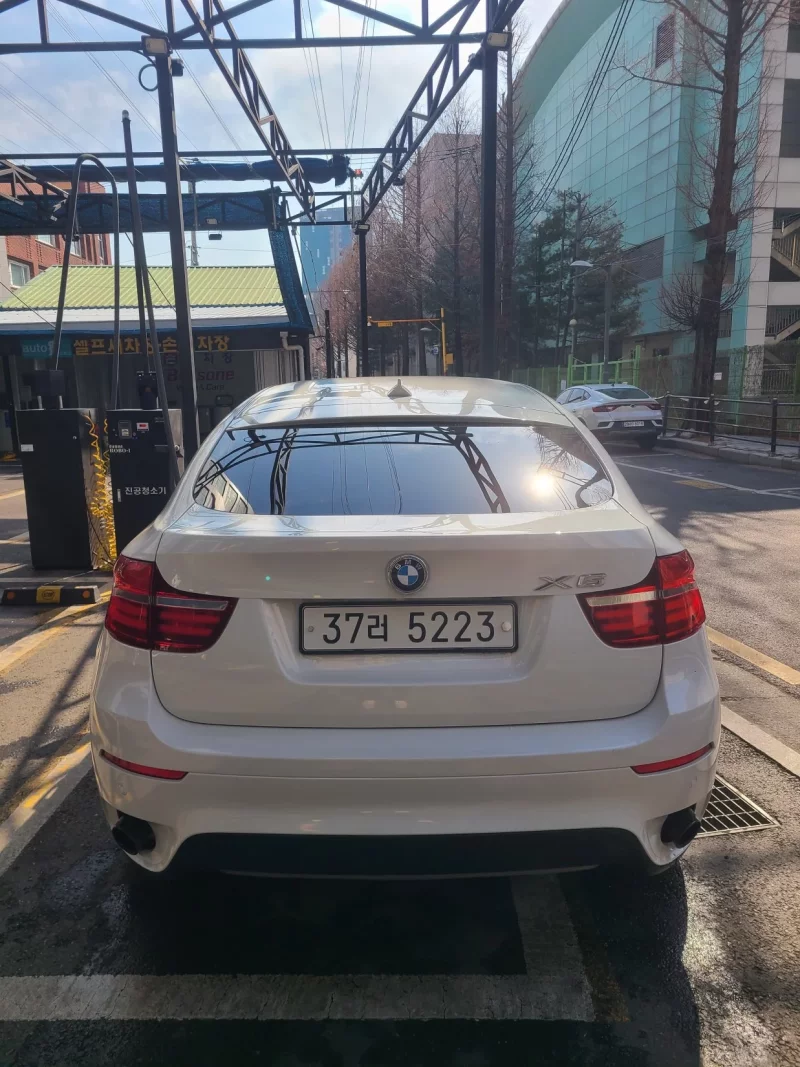 BMW X6