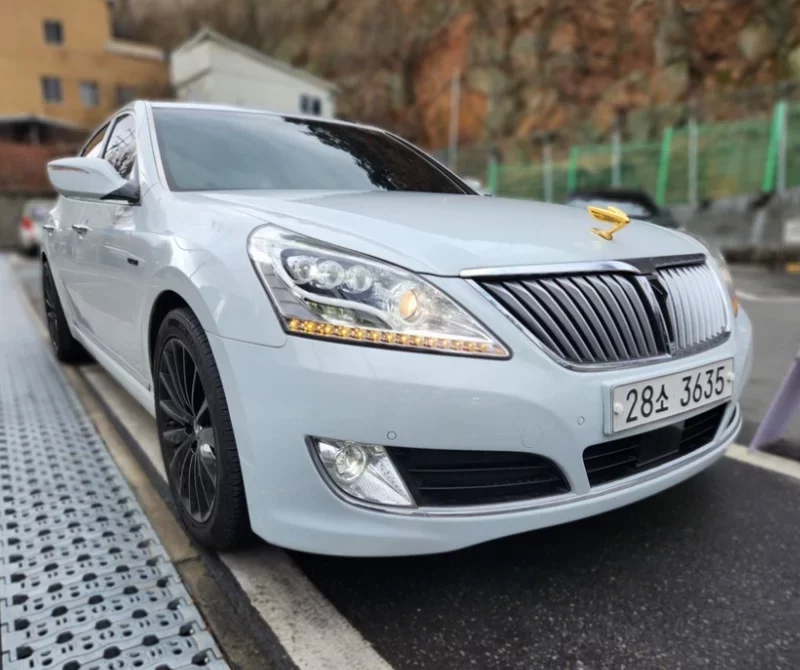 Hyundai Equus
