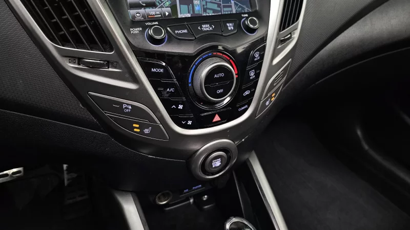 Hyundai Veloster