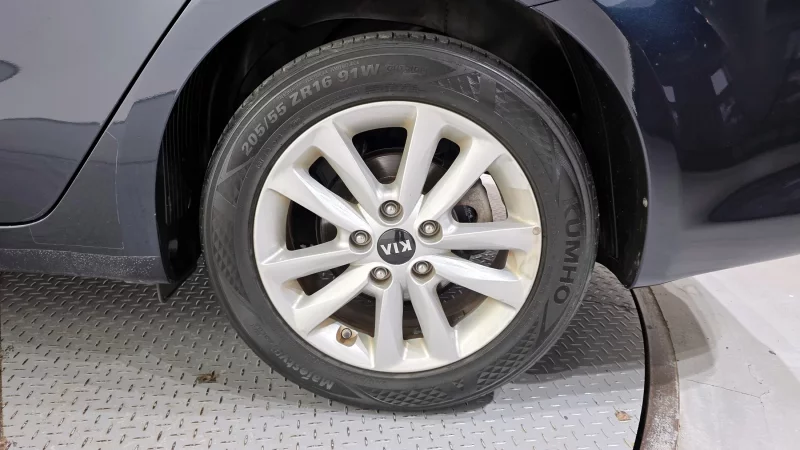 Kia K3