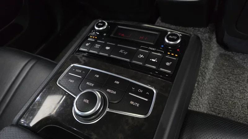 Kia K9