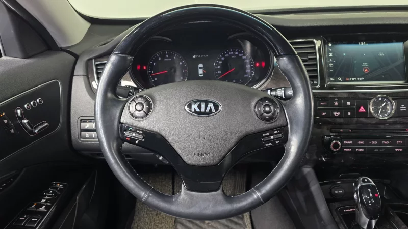 Kia K9