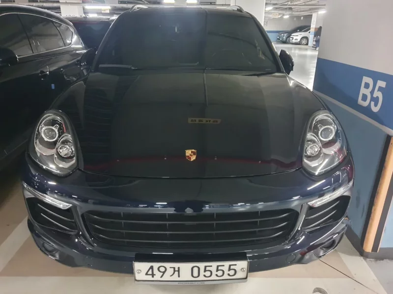 Porsche CAYENNE