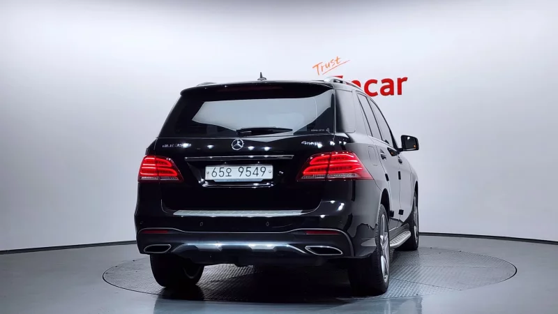 Mercedes-Benz GLE-Class