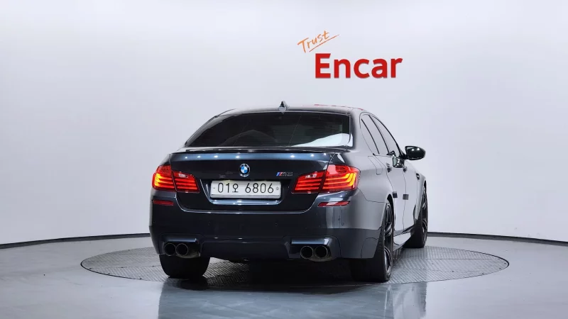 BMW M5