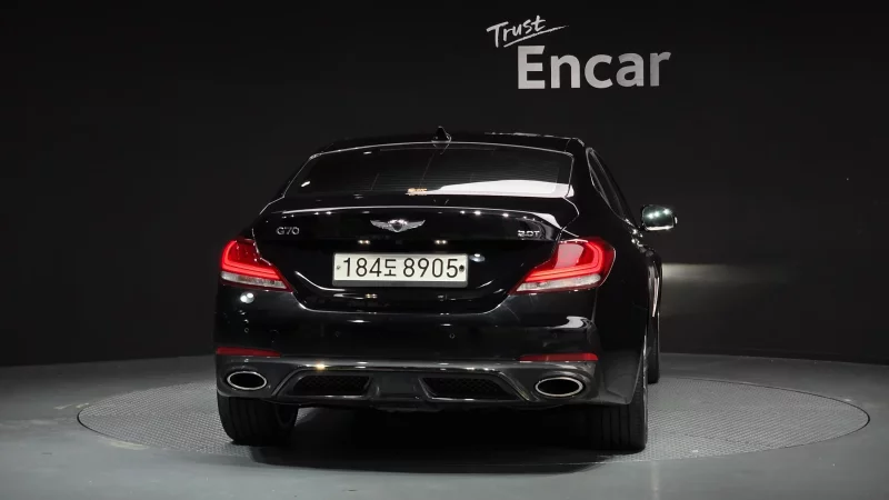 Genesis G70