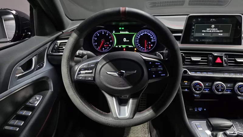 Genesis G70