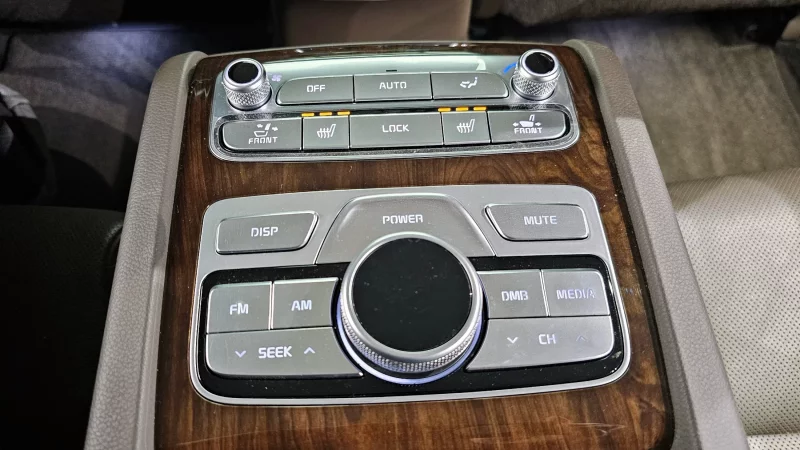 Kia K9