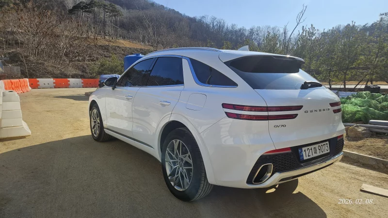 Genesis GV70