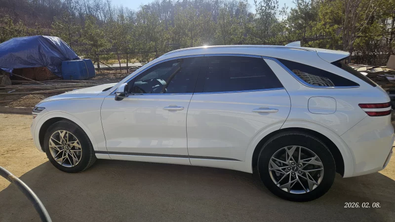 Genesis GV70