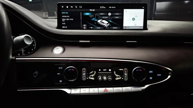 Genesis GV70