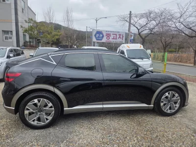 Genesis GV60