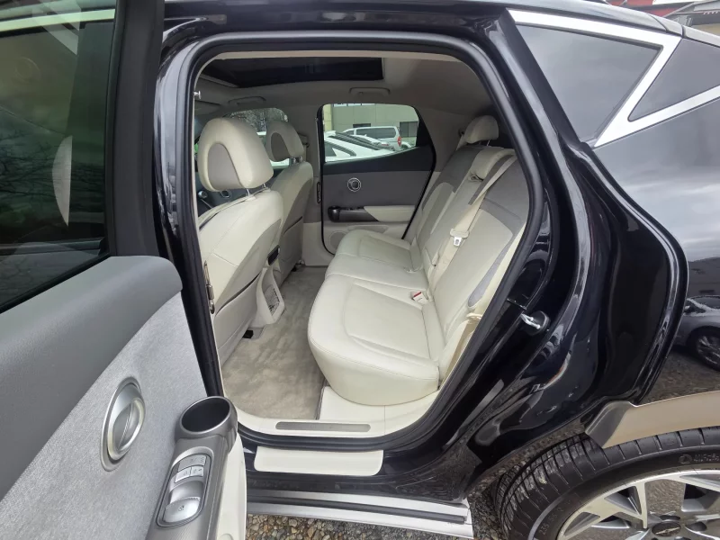 Genesis GV60