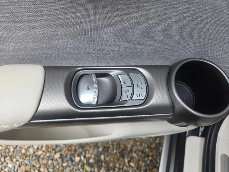 Genesis GV60