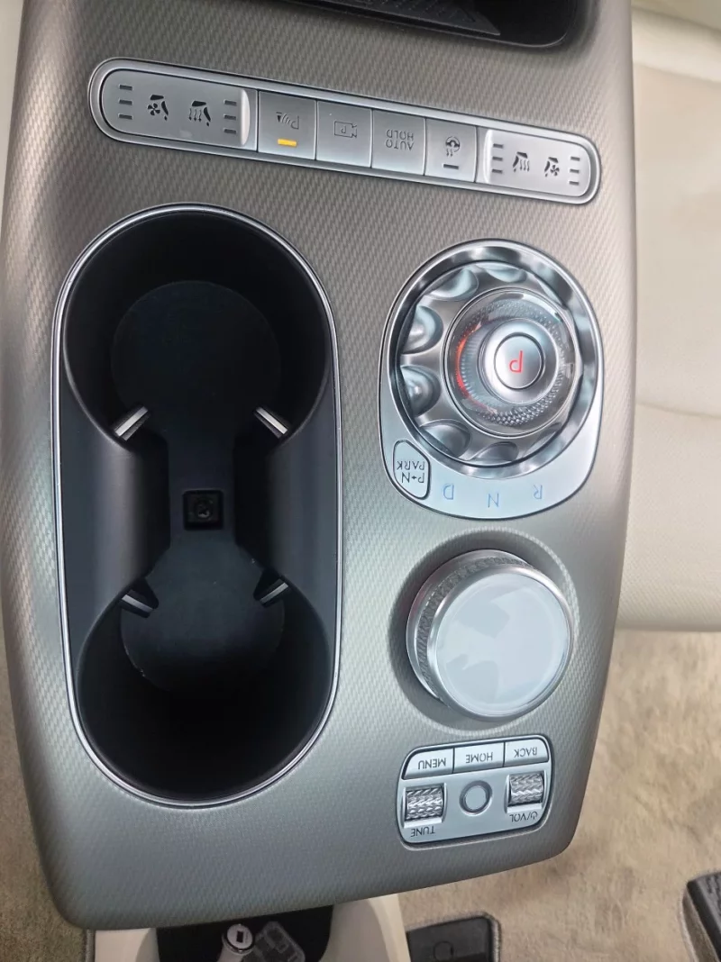 Genesis GV60