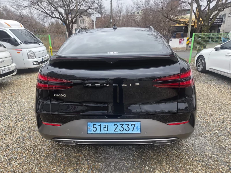 Genesis GV60