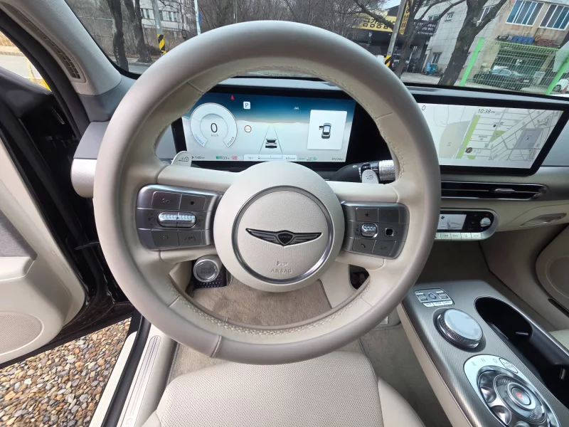 Genesis GV60
