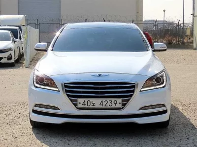 Hyundai Genesis