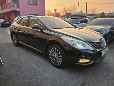 Hyundai Grandeur